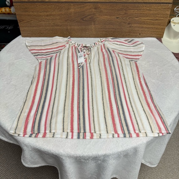 Loft outlet size XS NWT Multicolored Flutter Sleeve Blouse with Tie Front - Picture 2 of 8